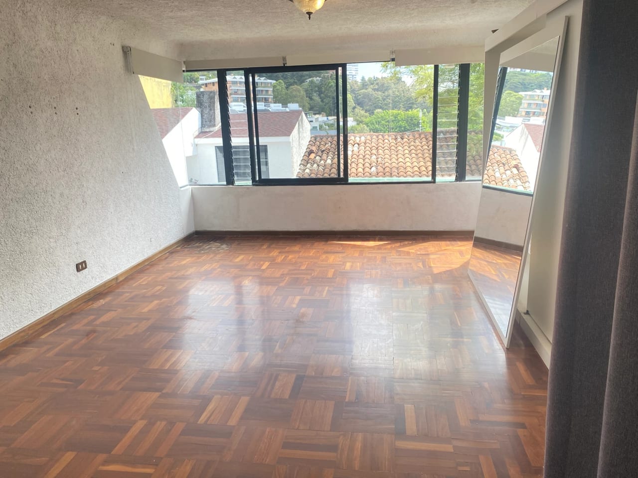 Habitación en Alquiler Zona 15, 20 m2, 2 Parqueos — Apartamento en Alquiler en Zona 15, Guatemala, Ciudad — foto 4 de 6