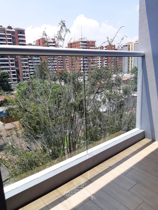 Apartamento en Zona 10, 2 dormitorios  — Apartamento en Alquiler en City Haus, Zona 10, Guatemala, Ciudad — foto 11 de 13