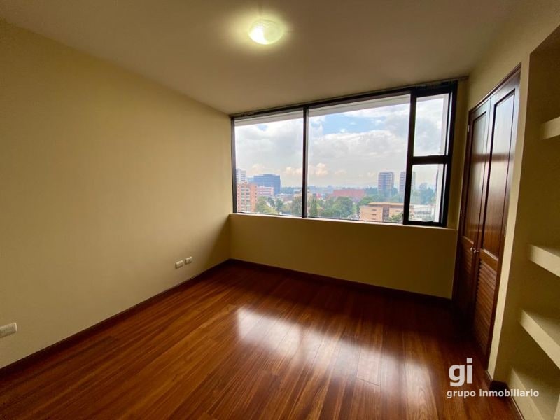 Apartamento en alquiler zona 10, 2 dormitorios + cuarto de servicio - 8