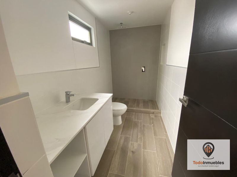 Renta de Apartamento con 3 Habitaciones en Seghería Zona 14 - 8