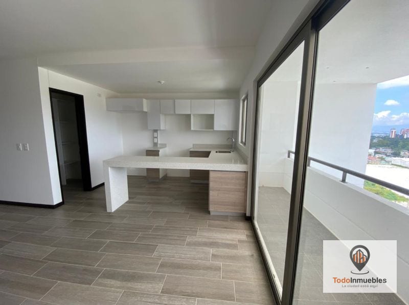 Renta de Apartamento con 3 Habitaciones en Seghería Zona 14 — Apartamento en Alquiler en Segheria, Zona 14, Guatemala, Ciudad — foto 12 de 14