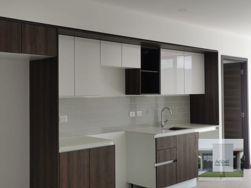 Bonito Apartamento en Edificio MIRA, de 2 Dormitorios en Zona 10 - 4