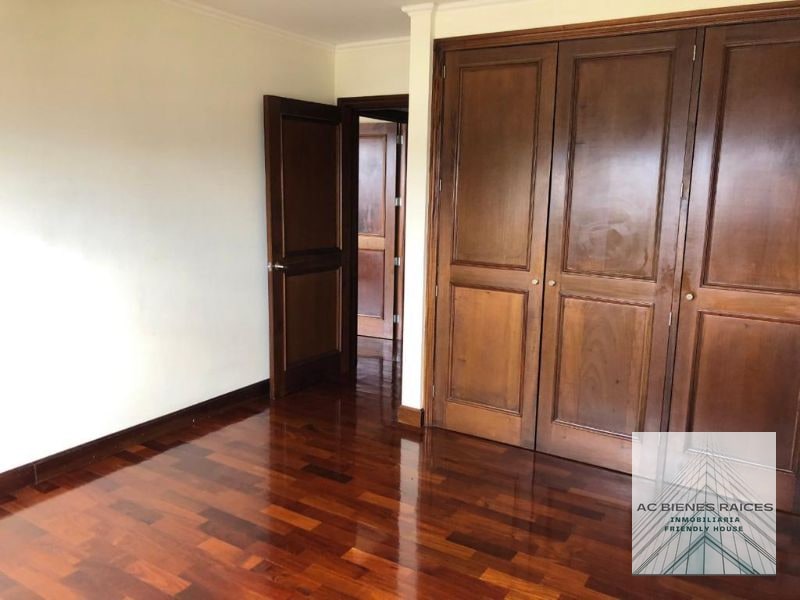 Venta apartamento 3 hab + servicio zona 14 - 6