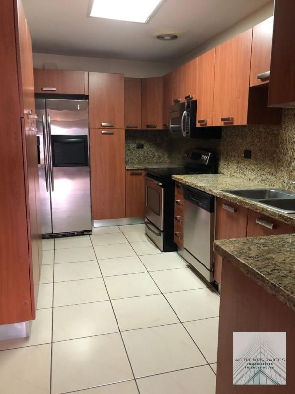 Venta apartamento 3 hab + servicio zona 14 - 2