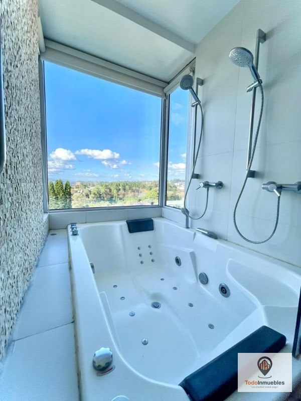 Apartamento Penthouse en Venta en zona 15 vh1 - 2