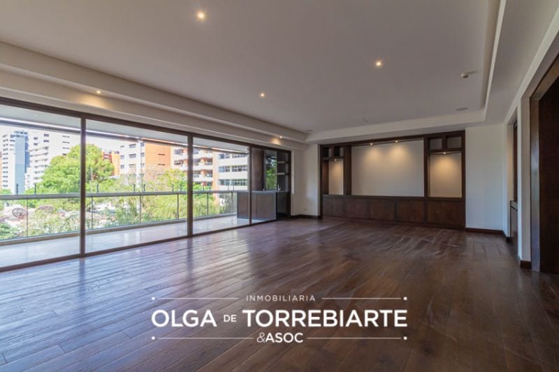 Apartamento con jardin en Tiffany 5ta. Avenida — Apartamento en Venta en Tiffany 5ta Avenida, Zona 14, Guatemala, Ciudad — foto 1 de 15