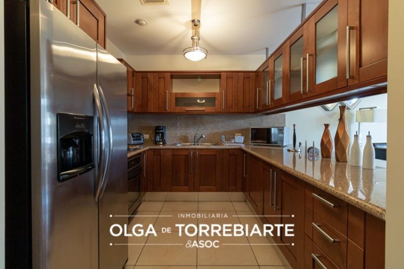 Apartamento amueblado en Casa Rialto, zona 14 — Apartamento en Alquiler en Casa Rialto, Zona 14, Guatemala, Ciudad — foto 2 de 8