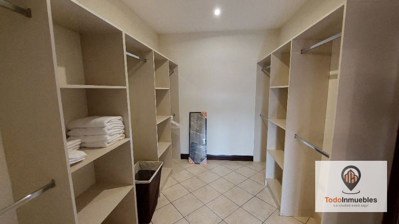 Apartamento de 198 m2 en venta en Milenia - 10