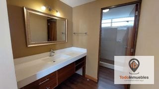 Apartamento Semi-Amoblado en zona 4 - 1 habitación — Apartamento en Alquiler en Zona 4, Guatemala, Ciudad — miniatura 2 de 6