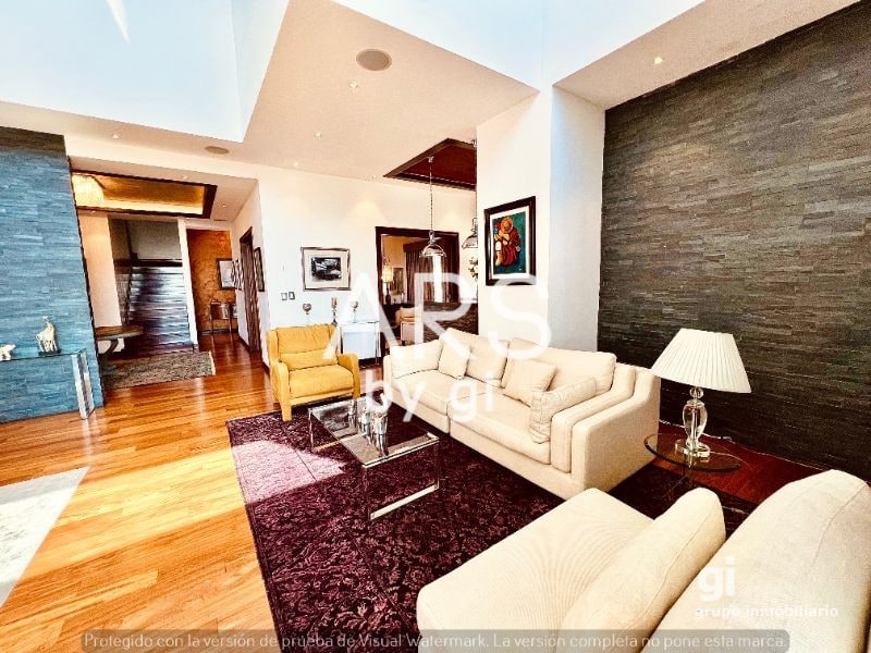 Lujoso Penthouse en zona 15 - 15