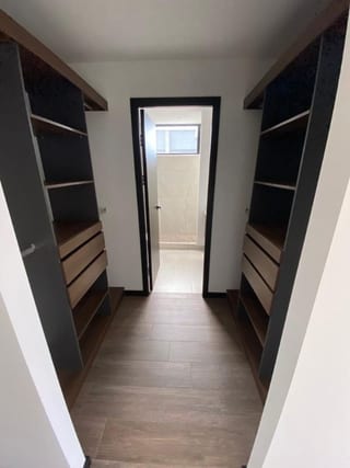 IQ10 Apartamento en Renta en Zona 10 — Apartamento en Alquiler en IQ10, Zona 10, Guatemala, Ciudad — miniatura 11 de 17