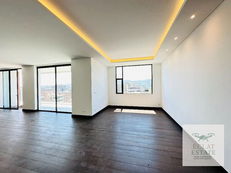 Apartamento Amueblado en ECHO Zona 14 | 3 Habitaciones + 3 Parqueos - 6