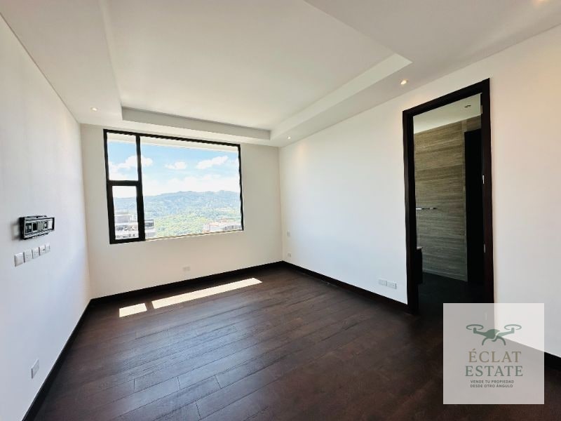 Apartamento Amueblado en ECHO Zona 14 | 3 Habitaciones + 3 Parqueos - 9