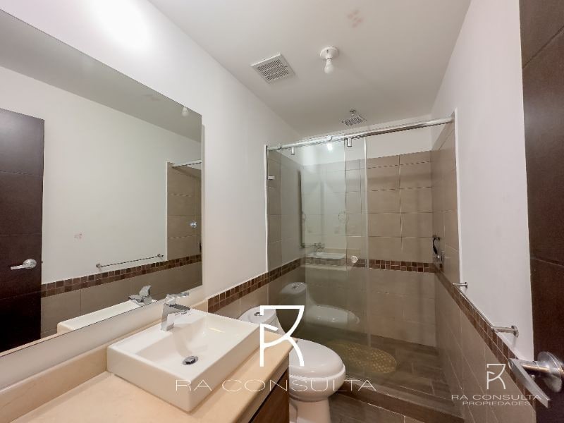 Apartamento amplio en Verona, zona 10 - 9