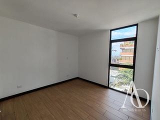 Apartamento en Alquiler Edificio Torre Praga, zona 15 VHI N6 — Apartamento en Alquiler en Zona 15, Guatemala, Ciudad — miniatura 5 de 11