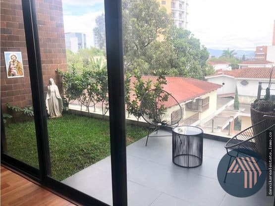 VENTA DE EXCLUSIVO APARTAMENTO - LAUREL, VH1 ZONA 15 - 17