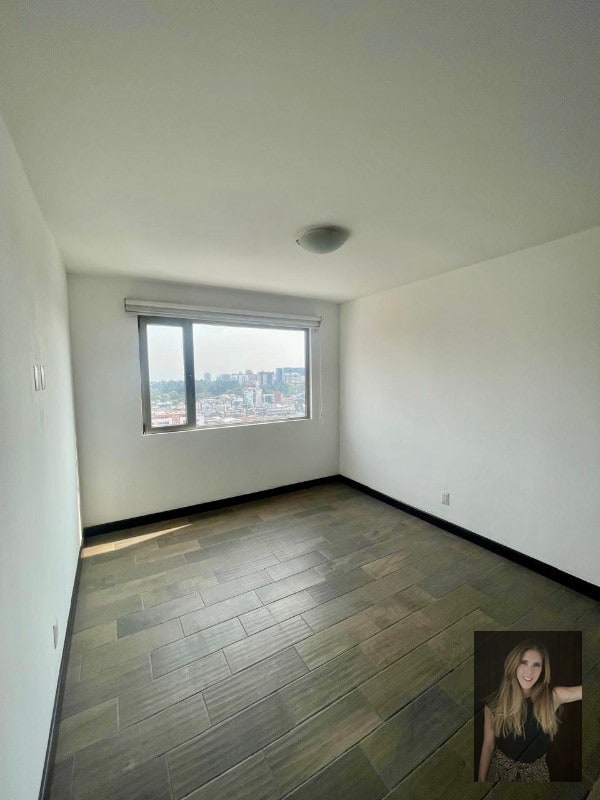 Apartamento en renta Edificio Verona zona 10 - 13