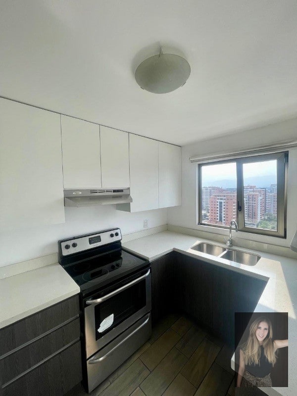 Apartamento en renta Edificio Verona zona 10 - 5