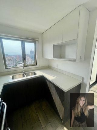 Apartamento en renta Edificio Verona zona 10 — Apartamento en Alquiler en Zona 10, Guatemala, Ciudad — miniatura 14 de 16