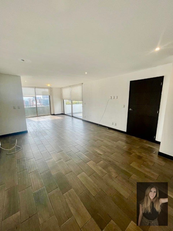 Apartamento en renta Edificio Verona zona 10 - 2