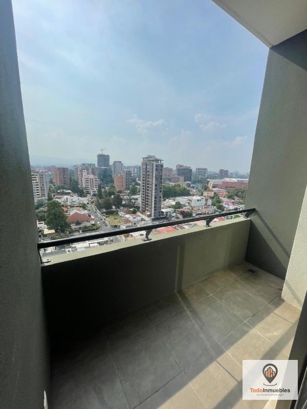 Apartamento Penthouse en Renta en Edificio Verona z10 - 2