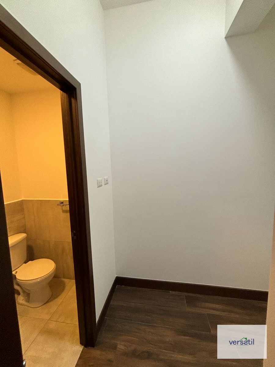 Bello apartamento con cuarto de servicio - 2