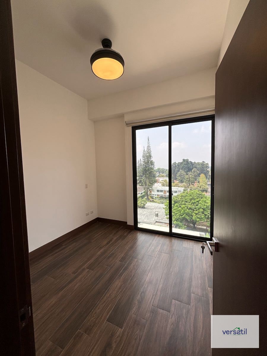 Bello apartamento con cuarto de servicio - 7