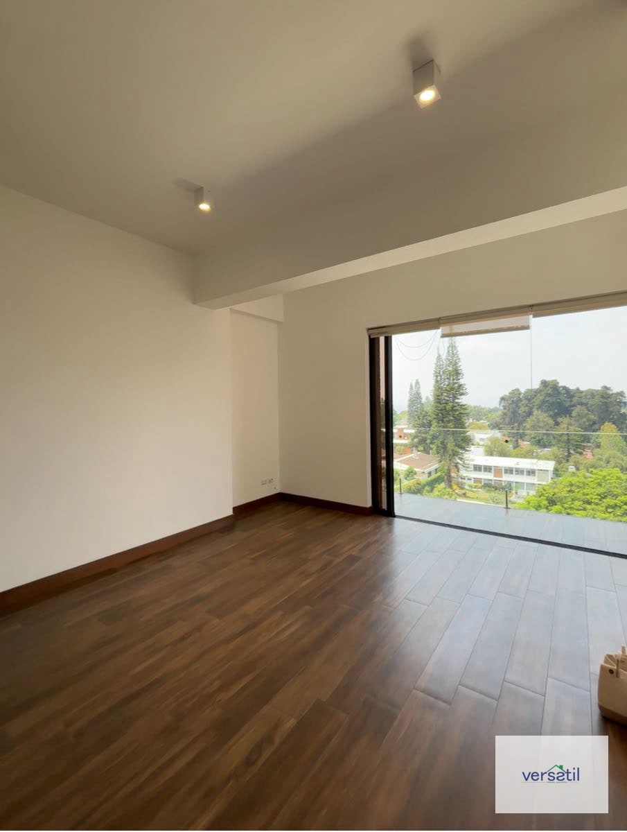 Bello apartamento con cuarto de servicio - 17