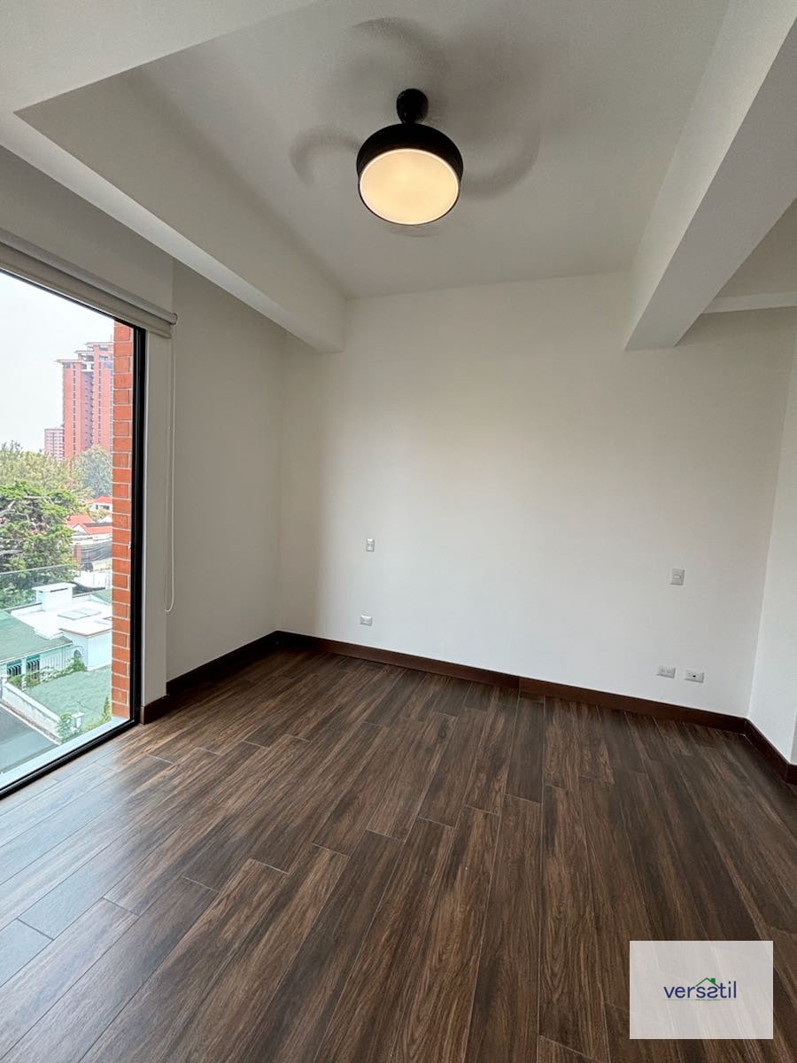 Bello apartamento con cuarto de servicio - 10