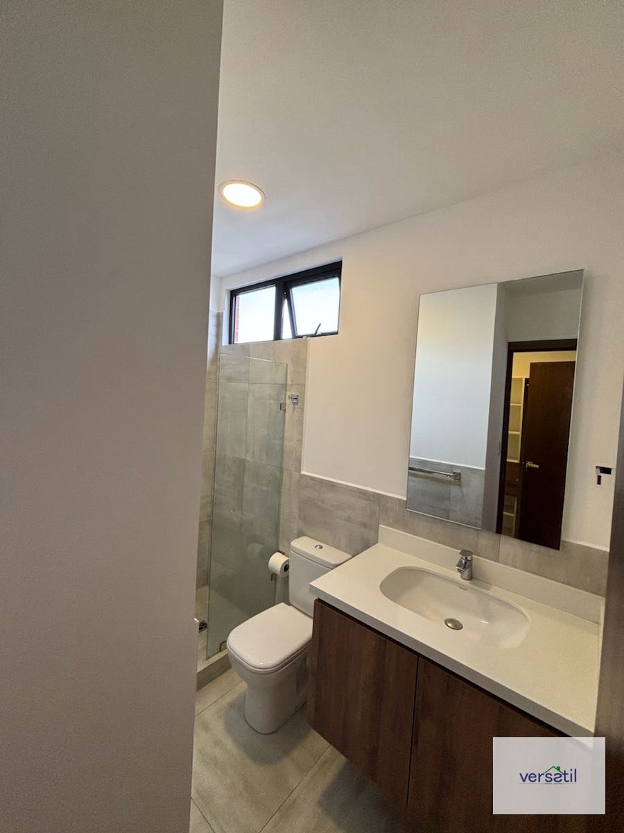 Bello apartamento con cuarto de servicio - 6