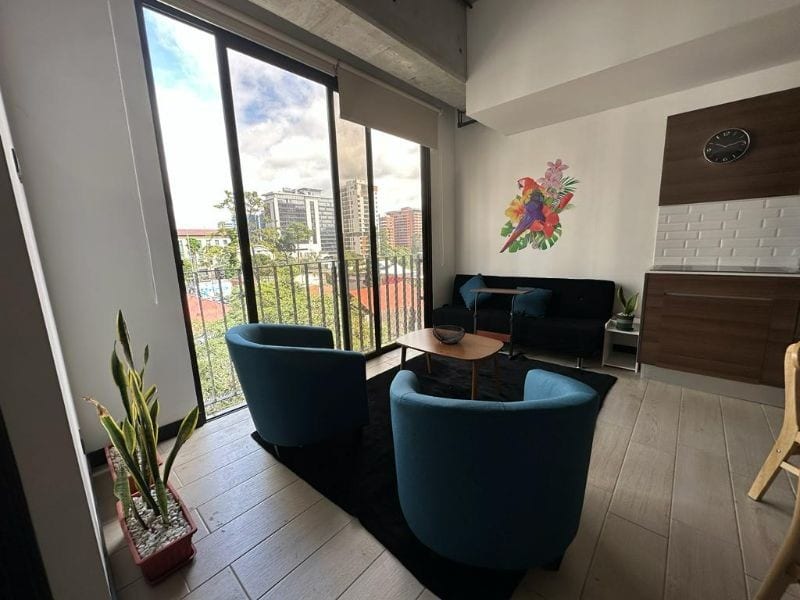 Venta de apartamento ideal airbnb amueblado y equipado Zona 10 — Apartamento en Venta en Eon, Zona 10, Guatemala, Ciudad — foto 1 de 17
