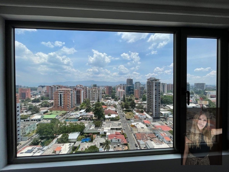 Apartamento en renta Edificio Verona zona 10 - 11