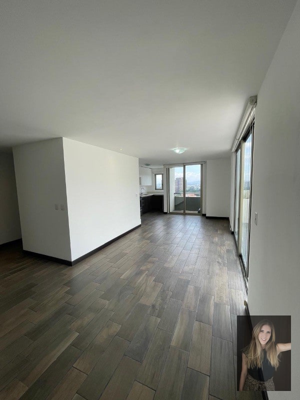 Apartamento en renta Edificio Verona zona 10 - 1