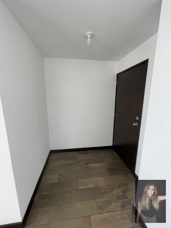 Apartamento en renta Edificio Verona zona 10 - 7