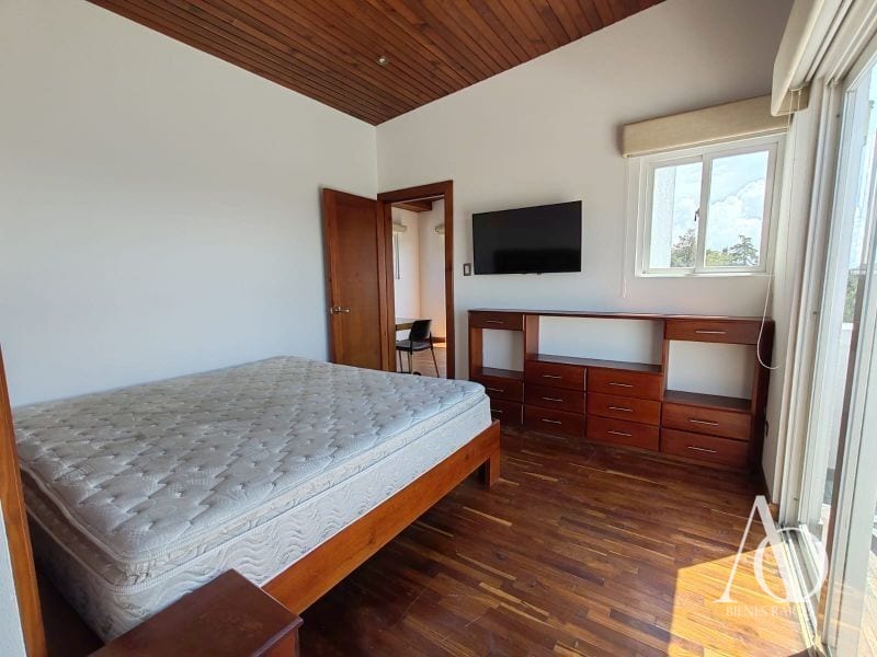 Apartamento en Alquiler Edificio Lindora Lofts, zona 16 — Apartamento en Alquiler en Zona 16, Guatemala, Ciudad — foto 8 de 14