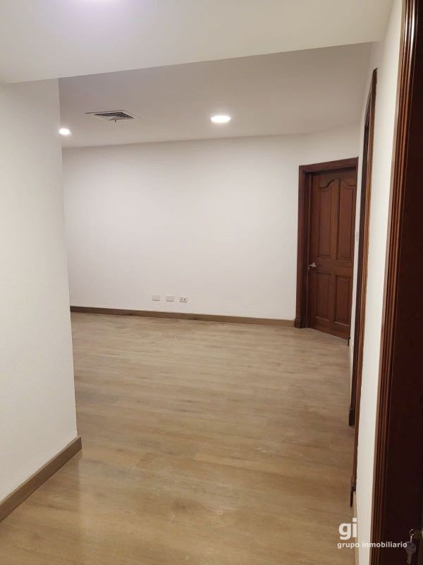 Apartamento totalmente remodelado en renta, excelente ubicación, zona 14 - 8