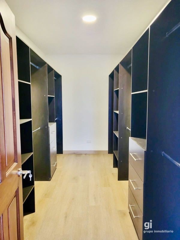 Apartamento totalmente remodelado en renta, excelente ubicación, zona 14 - 2