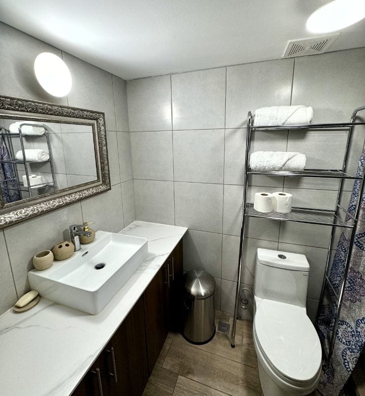 Alquiler apartamento amueblado Edificio Sakai de 3 habitaciones — Apartamento en Alquiler en Sakai, Zona 1 Mixco, Guatemala, Ciudad — foto 8 de 9