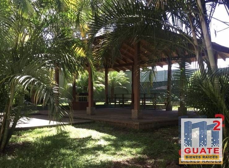Apartamento de 139 m2 en Venta, Zona 12 - 16