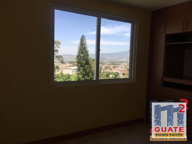 Apartamento de 139 m2 en Venta, Zona 12 - 8