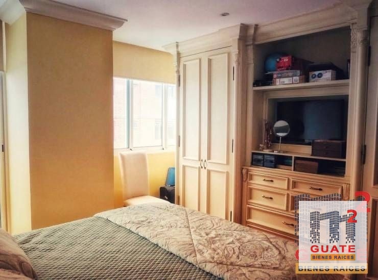 Apartamento de 249.9 m2 en Venta, Zona 14 - 3
