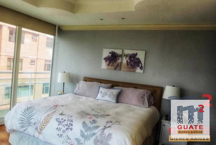 Apartamento de 249.9 m2 en Venta, Zona 14 - 5