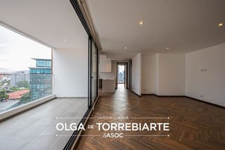 Apartamento en Edificio Naori, zona 10 — Apartamento en Venta en Naori, Zona 10, Guatemala, Ciudad — miniatura 2 de 16