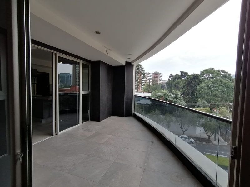 Alquiler de Apartamento Santa Sofia — Apartamento en Alquiler en Santa Sofía, Zona 10, Guatemala, Ciudad — foto 3 de 9