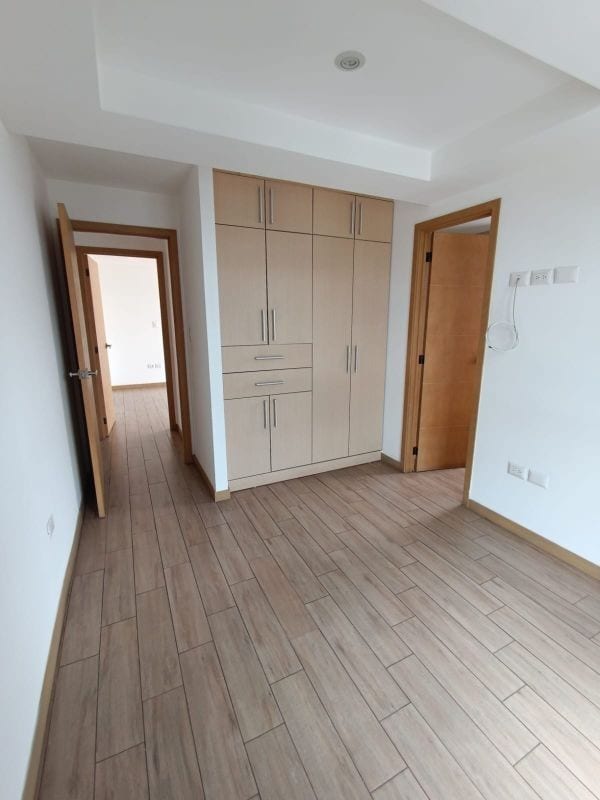 Apartamento en Renta Zona 10 CODIGO.DA34172 — Apartamento en Alquiler en Zona 10, Guatemala, Ciudad — foto 3 de 17