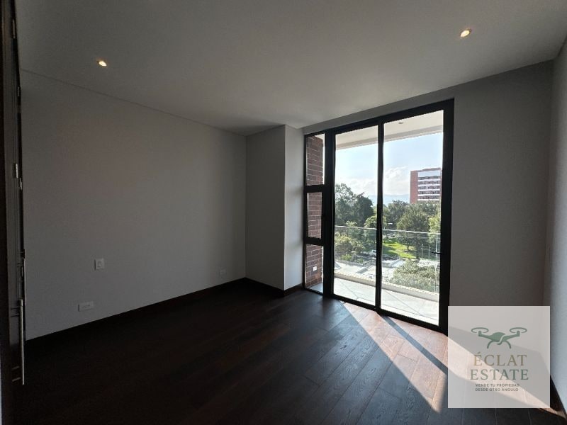 Apartamento de 3 Habitaciones en Renta en ECHO zona 14. - 10