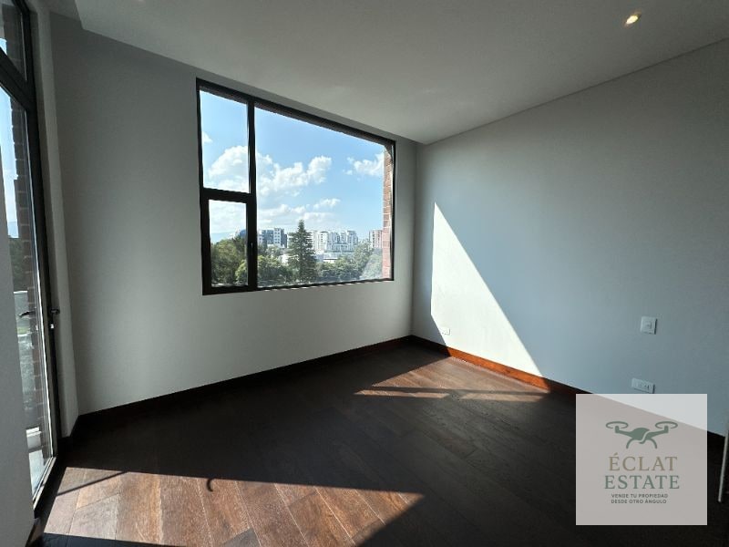 Apartamento de 3 Habitaciones en Renta en ECHO zona 14. - 8
