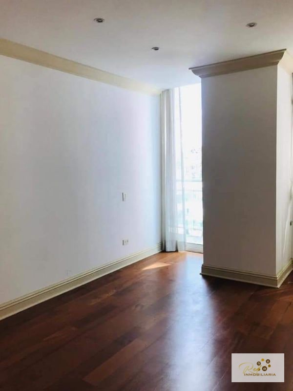 VENTA EXCLUSIVO Y ELEGANTE EN ZONA 14 VILLA RISHO - 8