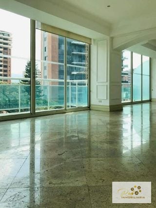 VENTA EXCLUSIVO Y ELEGANTE EN ZONA 14 VILLA RISHO — Apartamento en Venta en Villa Risho, Zona 14, Guatemala, Ciudad — miniatura 1 de 8