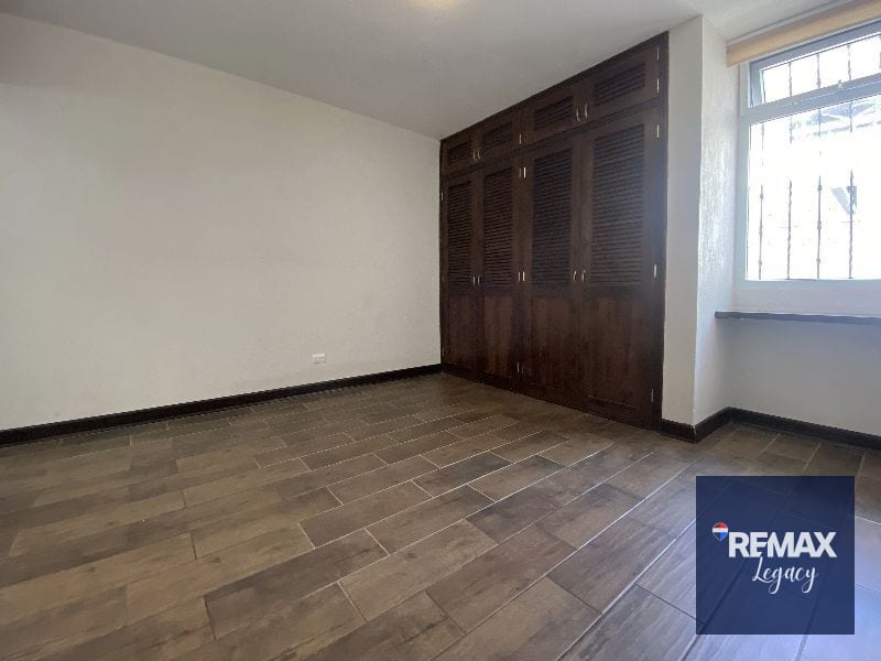 Apartamento Renta | Zona 16 | Residenciales San Carlos — Apartamento en Alquiler en San Carlos, Zona 16, Guatemala, Ciudad — foto 14 de 16